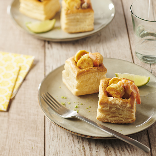 Bouchées à la reine de quenelles aux crevettes, citron vert et lait de coco