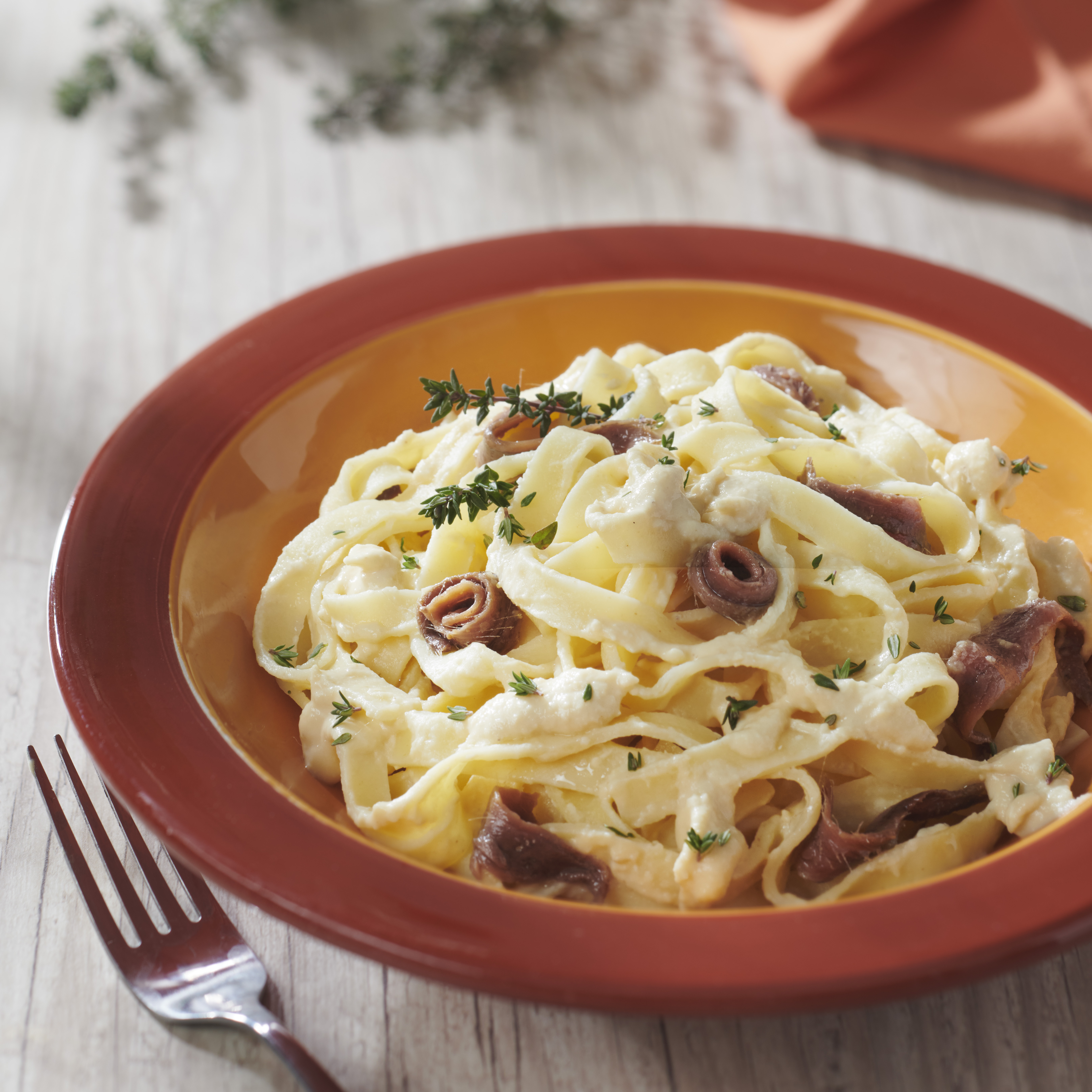 Tagliatelles au tahini de pois chiches et filets d'anchois